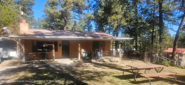 104 Hemlock Circle, Ruidoso, NM 88345