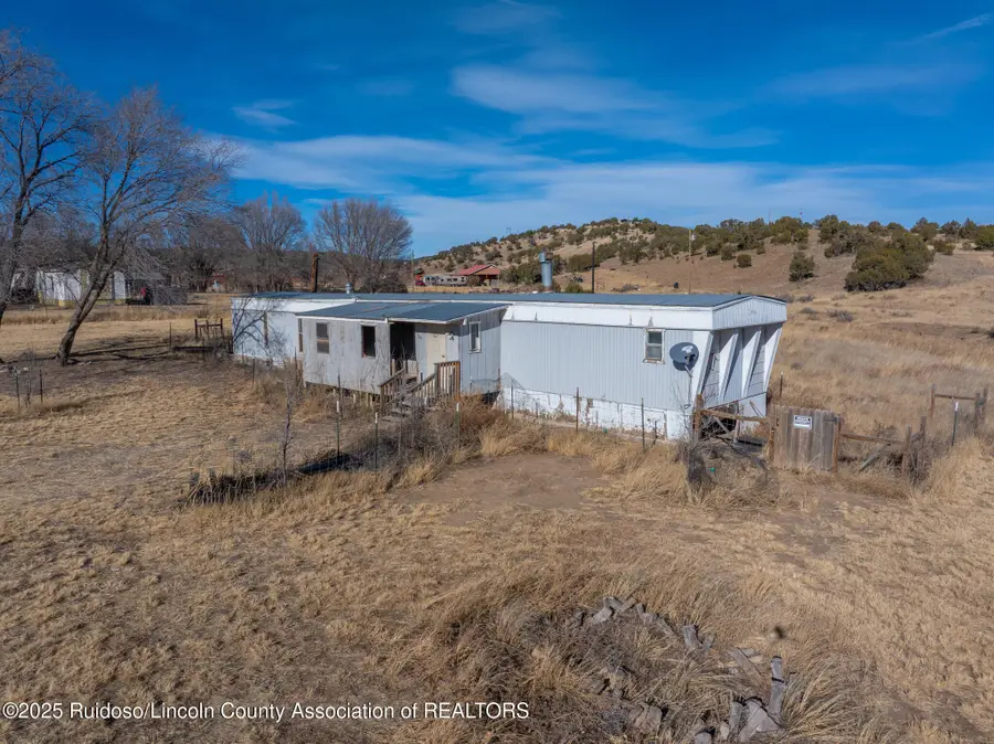 109 Salado Drive, Capitan, NM 88316 - Image #2