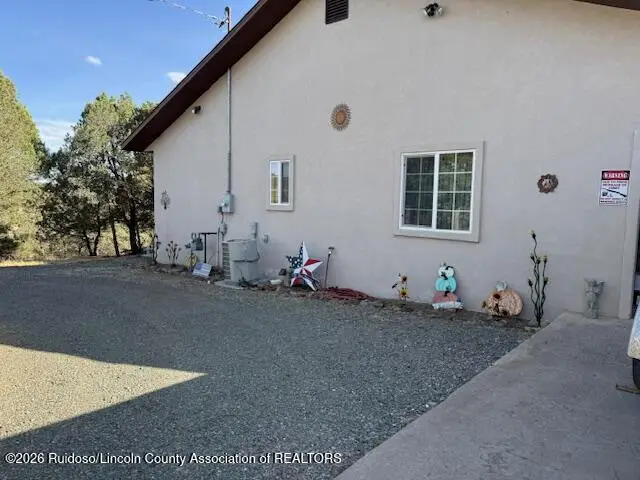 1385 State Highway 48, Capitan, NM 88316 - #3