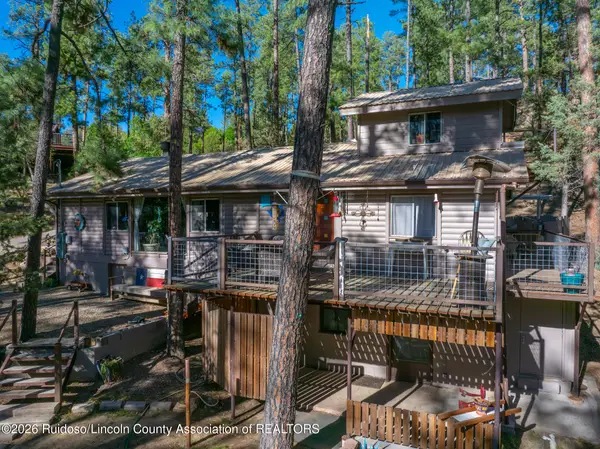 130 Ebarb Drive, Ruidoso, NM 88345
