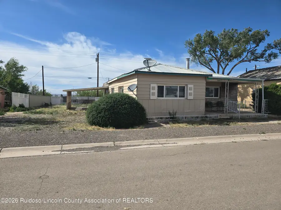402 Aspen Street, Carrizozo, NM 88301 - #2