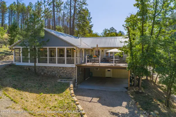 138 N Loop Road, Ruidoso, NM 88345