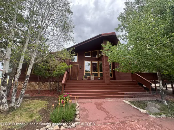 587 White Mountain Meadows Drive, Ruidoso, NM 88345