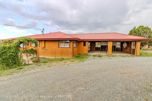 270 Main Road, Capitan, NM 88316