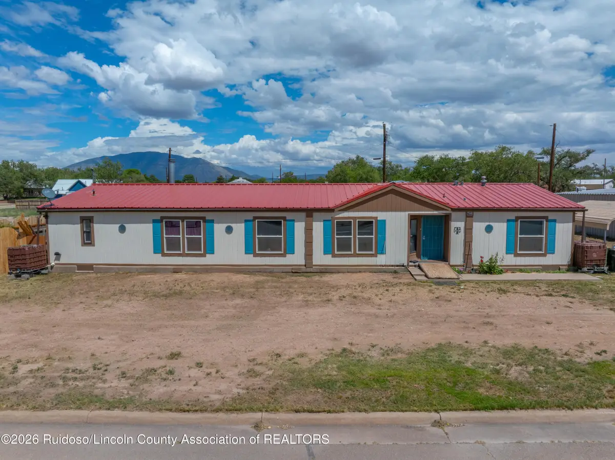 709 & 711 East Avenue, Carrizozo, NM 88301 - #1