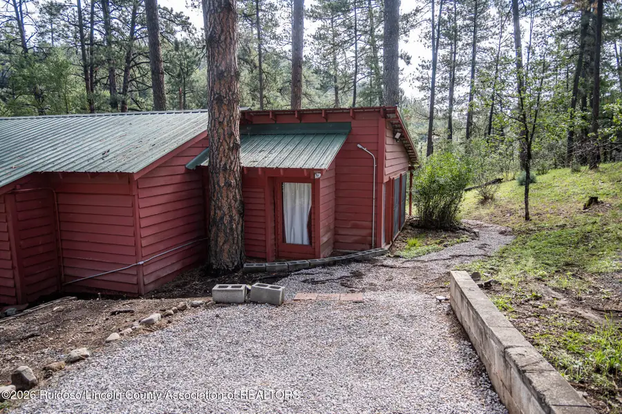 109 Hart Avenue, Ruidoso, NM 88345 - #3