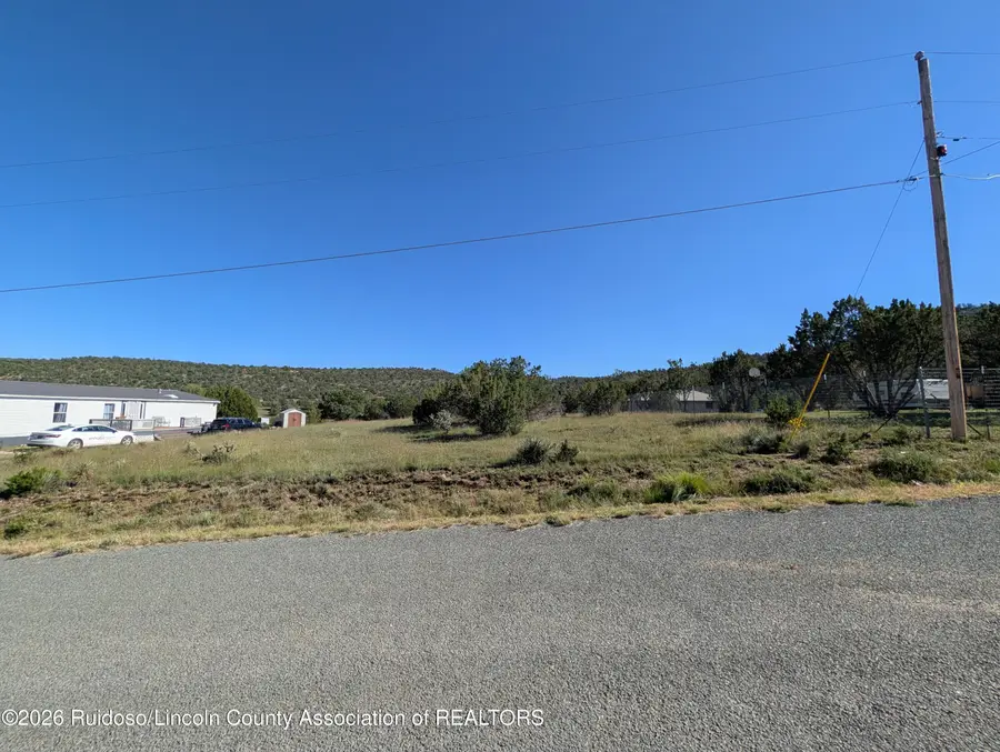 L7 W Deer Trail, Capitan, NM 88316 - #3