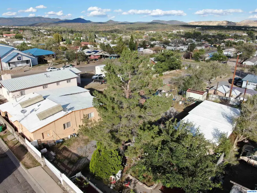 705 Bard Avenue, Santa Clara, NM 88026 - Image #2