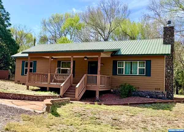 991 Hwy 35, Lake Roberts, NM 88049