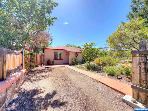 304 N E Street, Silver City, NM 88061