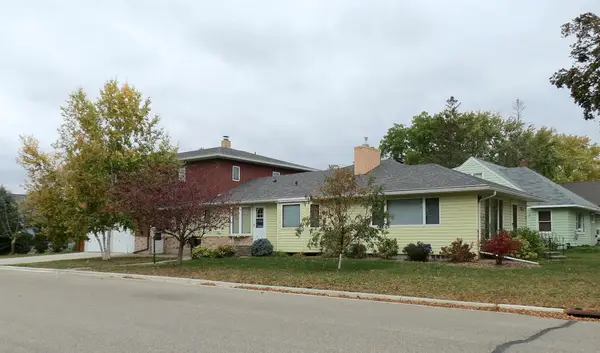 612 S 11th Street, Olivia, MN 56277