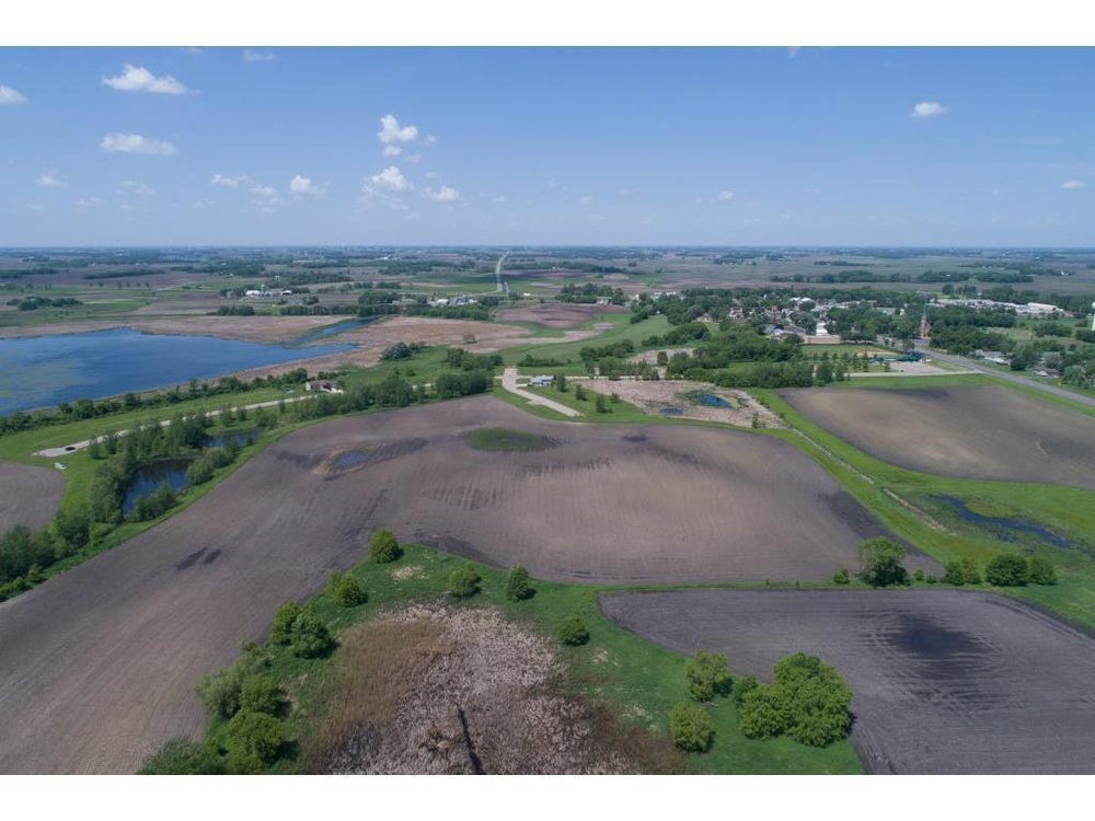 xxx Lake Street, Green Isle, MN 55338 BHGRE