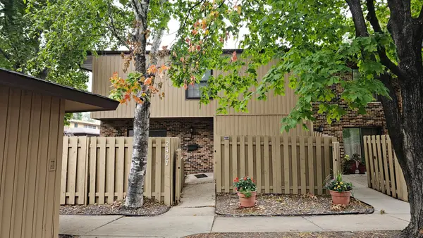 2407 Unity Avenue N, Golden Valley, MN 55422