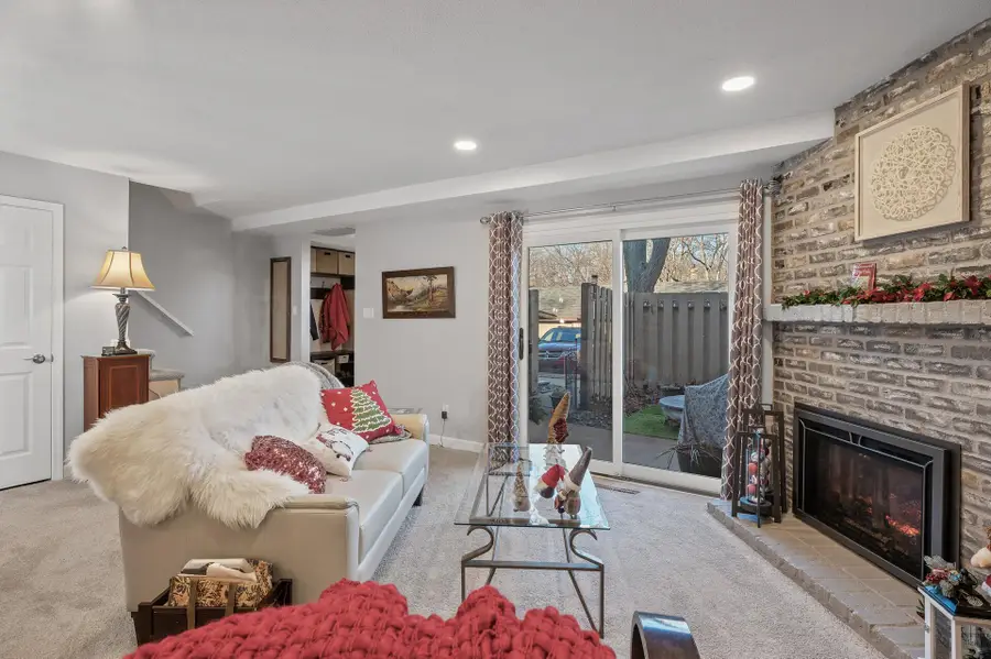 2437 Unity Avenue N, Golden Valley, MN 55422 - #2