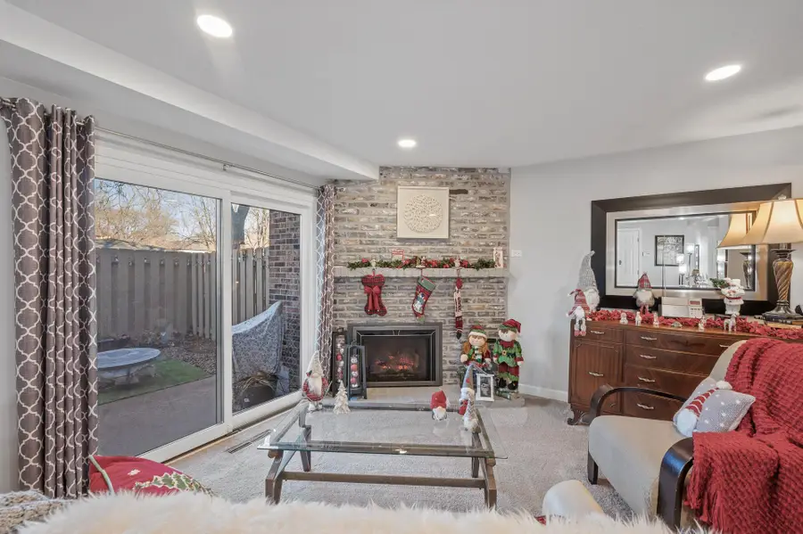 2437 Unity Avenue N, Golden Valley, MN 55422 - #3