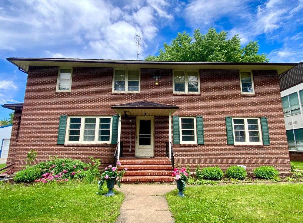 614 3rd Street, MN 56266 BHGRE