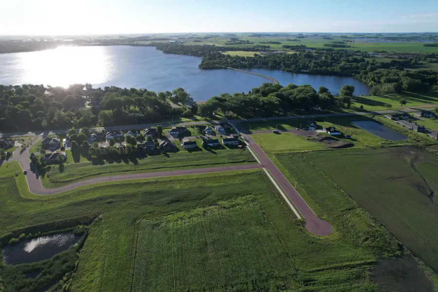 x Campbell Boulevard, Worthington, MN 56187 - #3