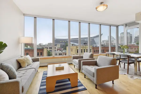 215 10th Avenue S #534, Minneapolis, MN 55415