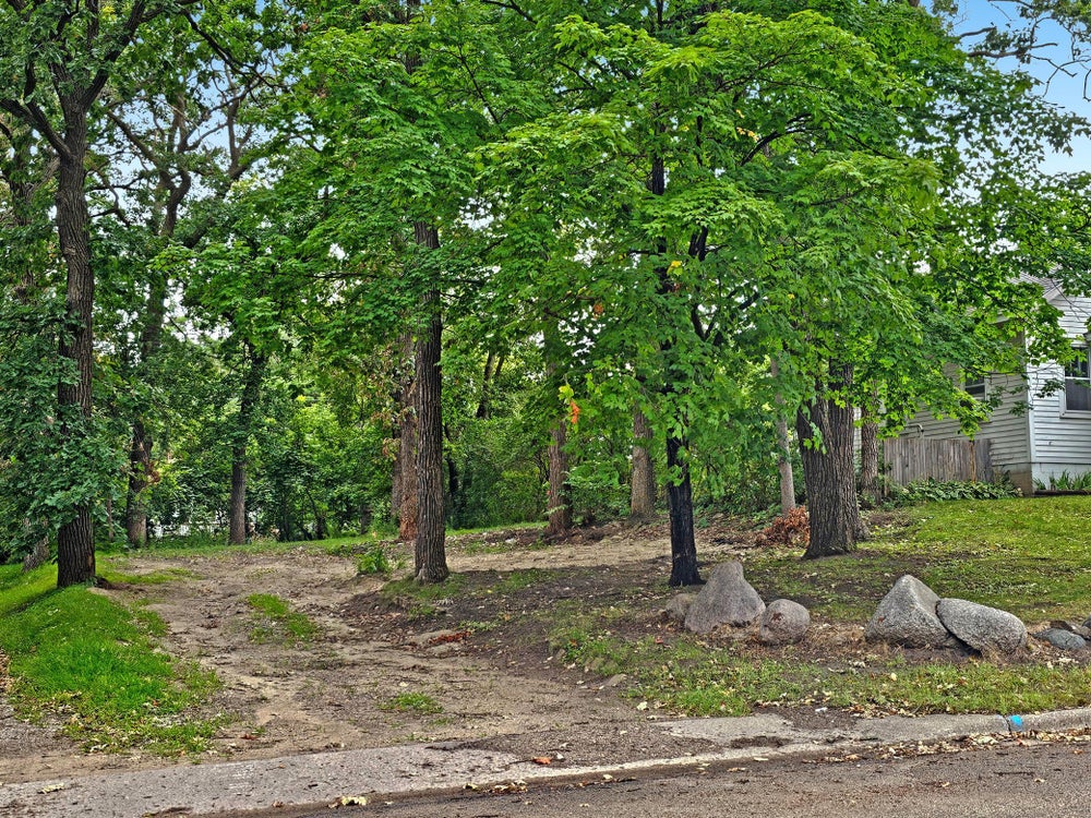 1104 Wilson Avenue, Detroit Lakes, MN 56501 BHGRE