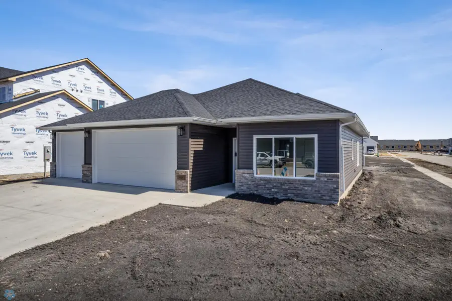 5881 11th Street W, West Fargo, ND 58078 - Image #2