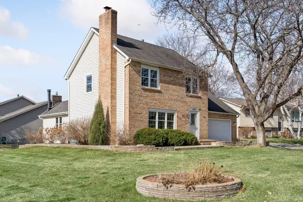 4015 Cottonwood Lane N, Plymouth, MN 55441