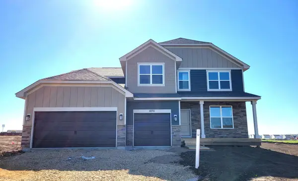 10711 Bent Pine Circle, Woodbury, MN 55129