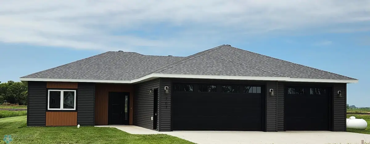 707 Blaine Street N, Colfax, ND 58018 - Image #1