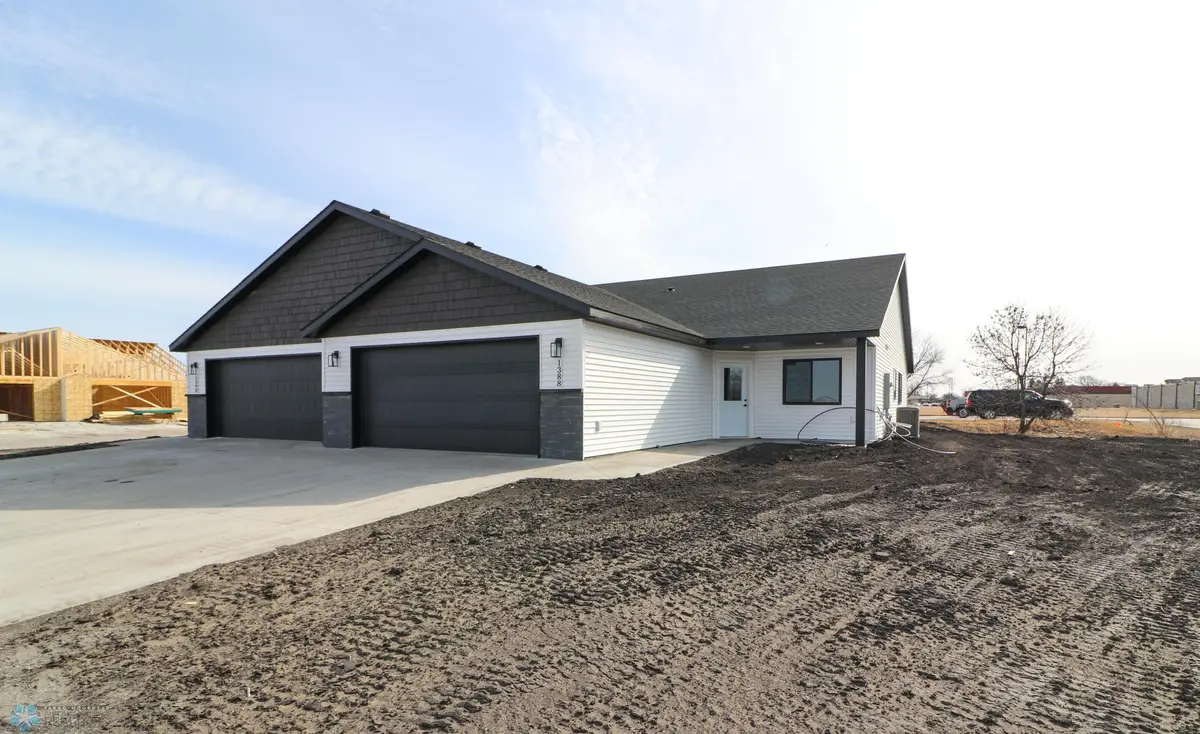 1406 Prairie Lane, Wahpeton, ND 58075 - #1