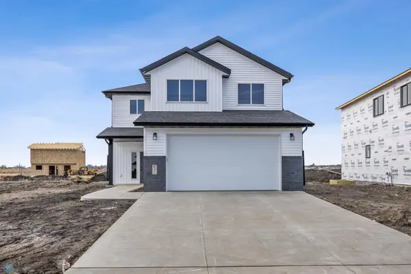 8351 61st Street S, Horace, ND 58047