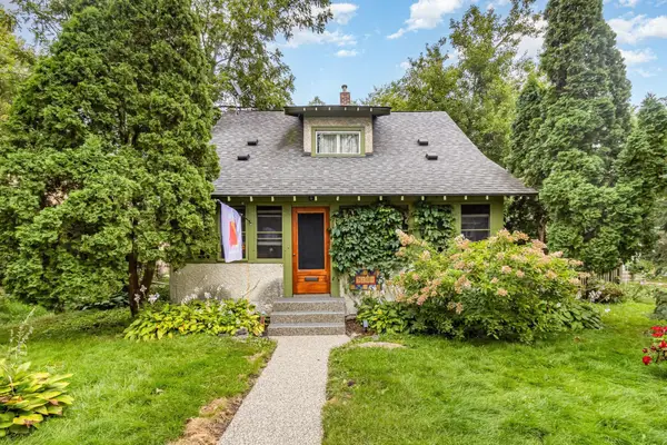 3241 42nd Avenue S, Minneapolis, MN 55406