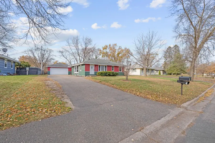 11640 Larch Street Nw, Coon Rapids, MN 55448 - Image #2