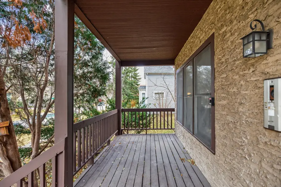 570 Laurel Avenue, Saint Paul, MN 55102 - Image #3