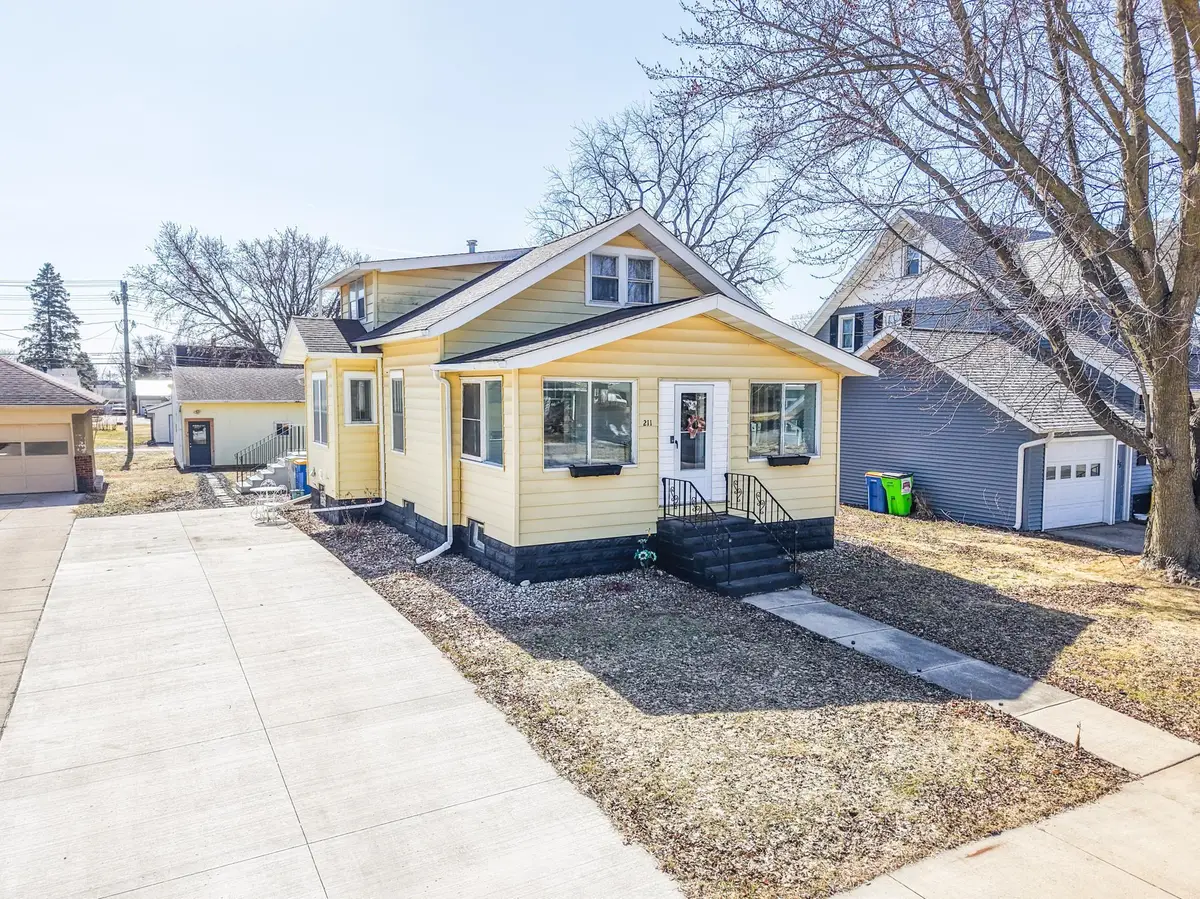 211 E Main St, Blooming Prairie, MN 55917 - #1
