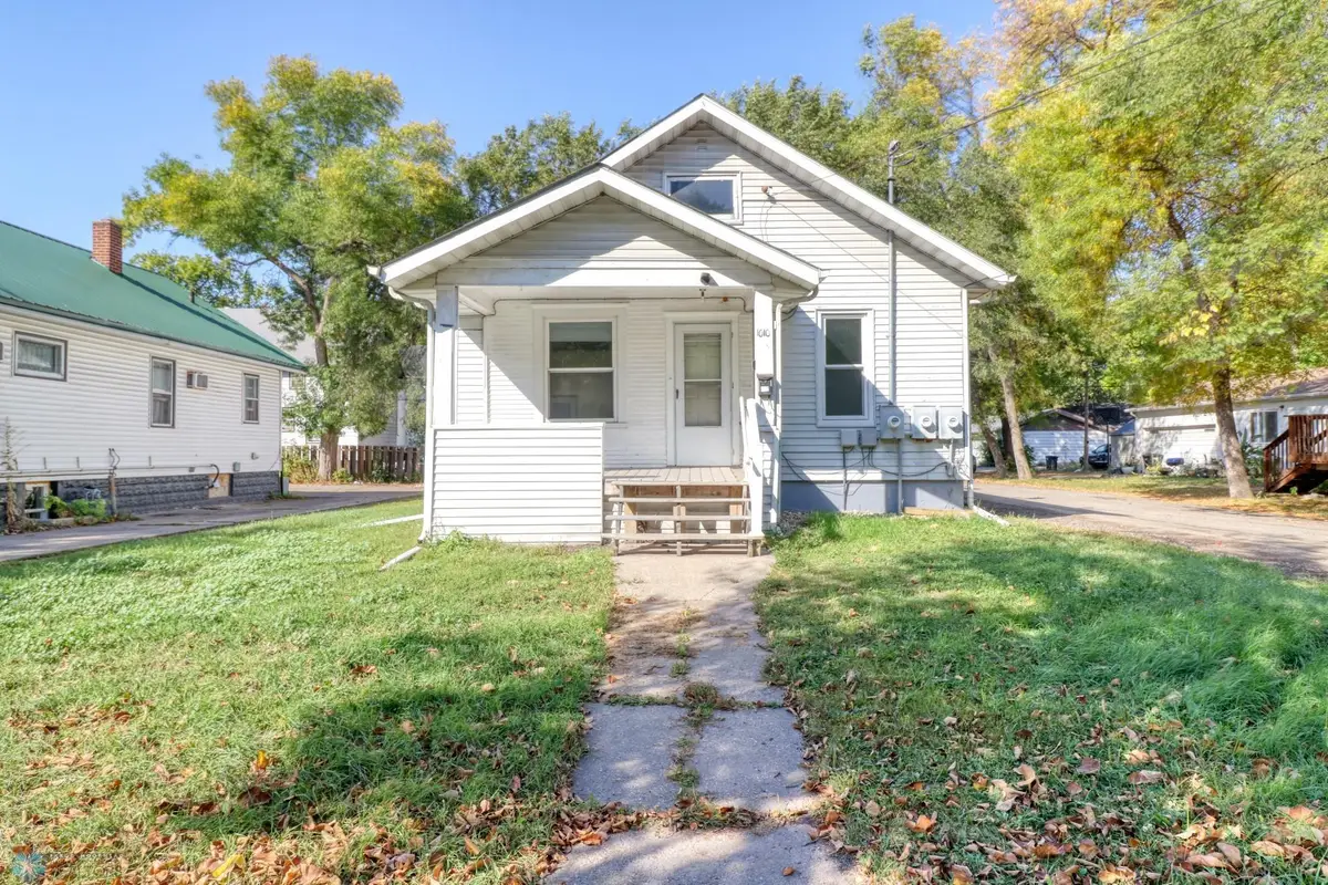 1010 University Drive N, Fargo, ND 58102 - Image #1