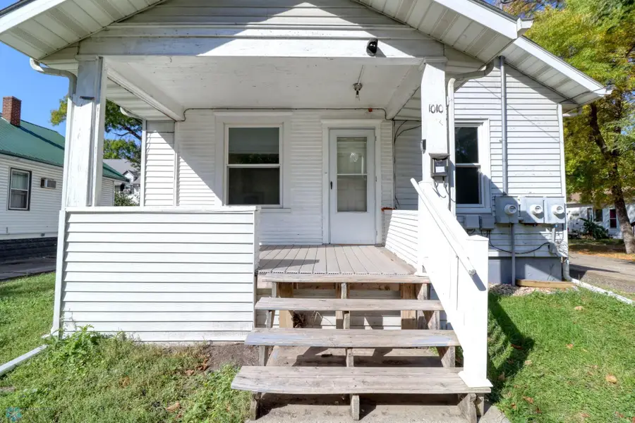 1010 University Drive N, Fargo, ND 58102 - Image #3