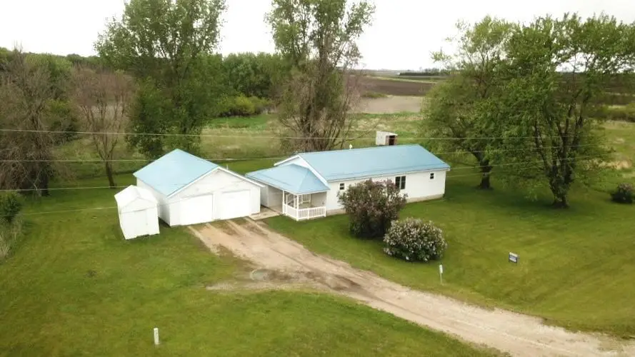 5685 40th Street, Riceville, IA 50466 - Image #1