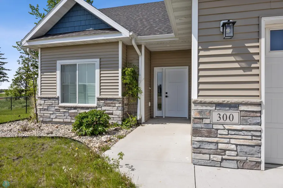 300 Pine Drive, Hankinson, ND 58041 - Image #3