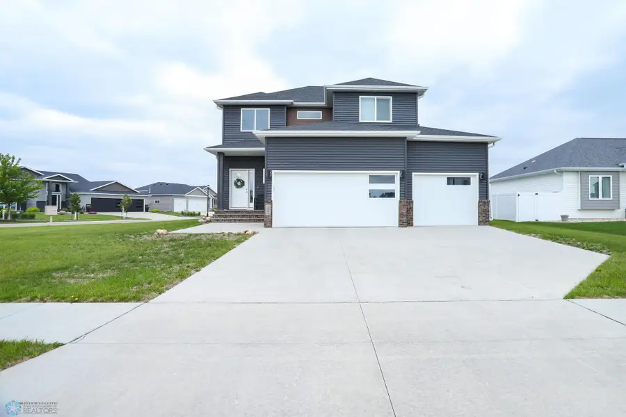 1326 Commander Drive W, West Fargo, ND 58078 - Image #2