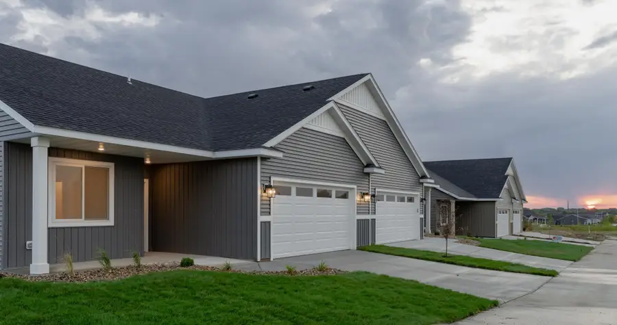 5515 Sundown Place Nw, Rochester, MN 55901 - Image #2