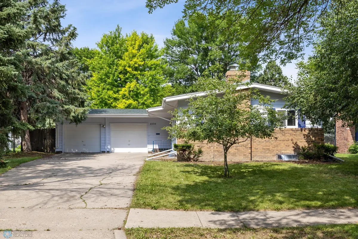 2309 9th Street S, Fargo, ND 58103 - Image #1