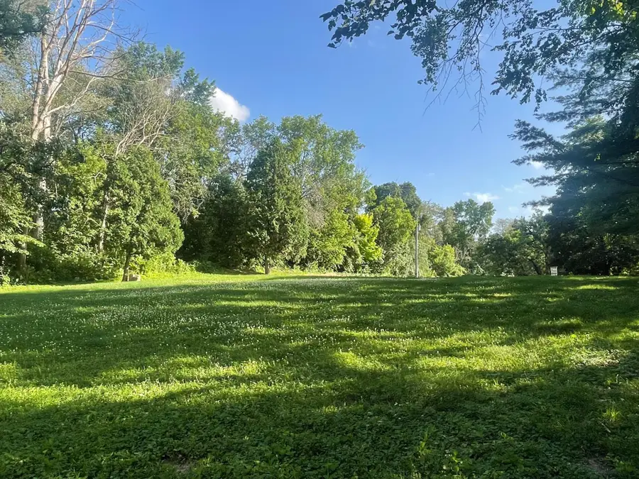 1680 Lexington Avenue S, Mendota Heights, MN 55118 - Image #3