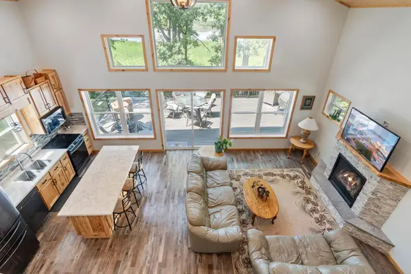 23730 Oak Lake Trail Se, Erskine, MN 56535