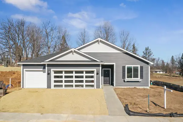 1105 Compton Avenue, River Falls, WI 54022