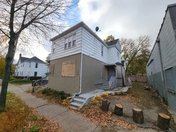 9 E 37th Street, Minneapolis, MN 55409