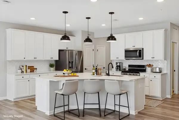 9597 4th Street N, Lake Elmo, MN 55042