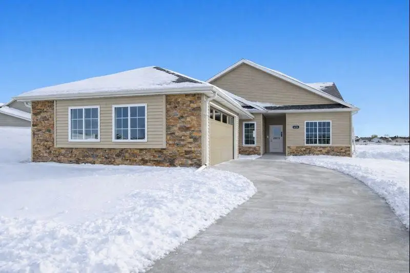 6230 21st Street S, Fargo, ND 58104 - Image #1