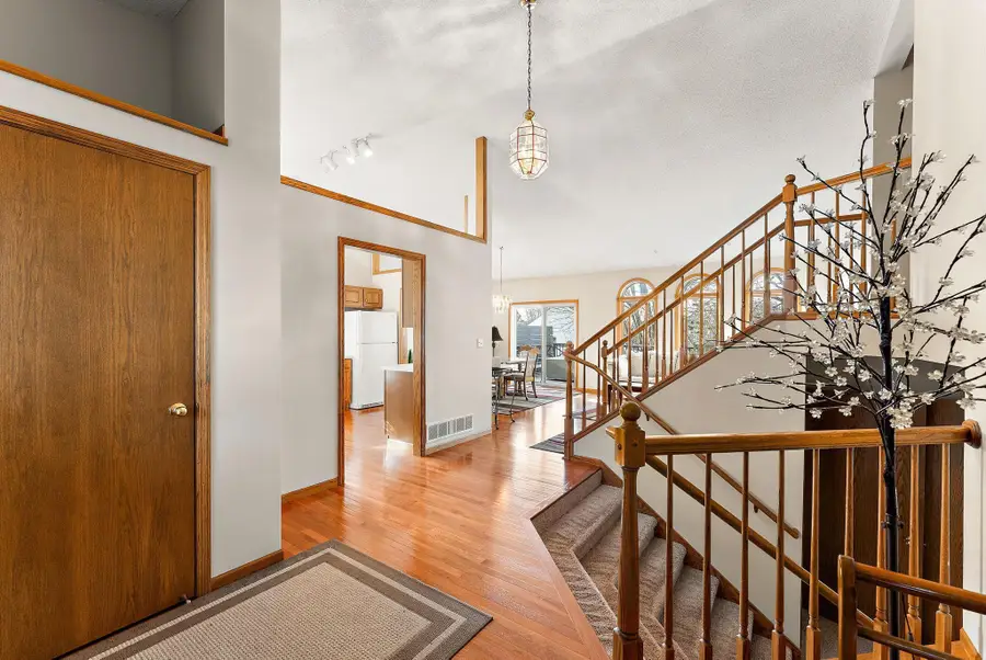 3584 Tara Lane, Woodbury, MN 55125 - #2