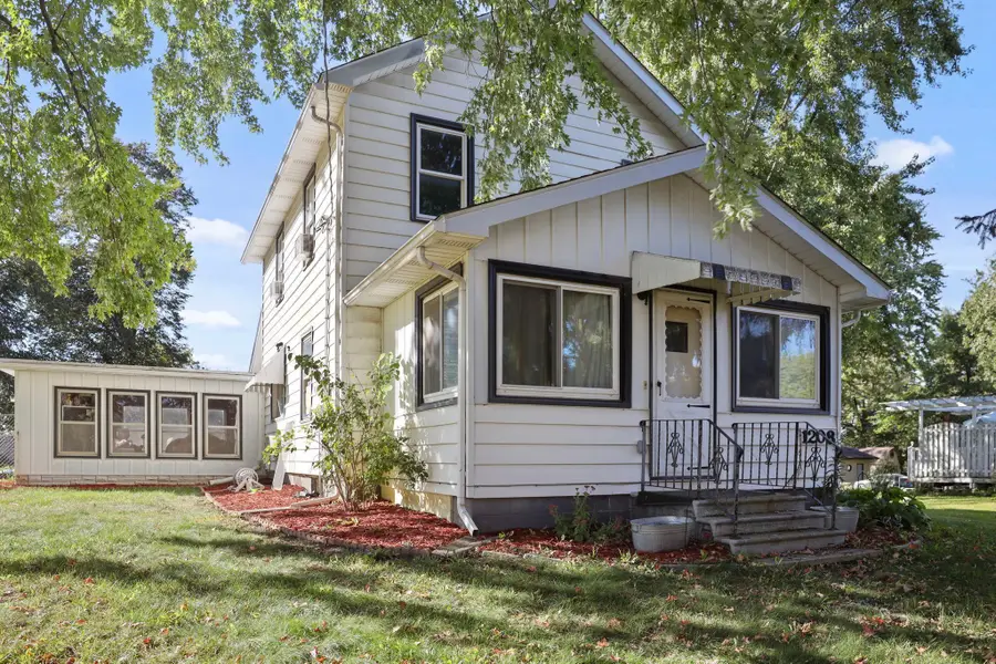 1208 9th Avenue Sw, Faribault, MN 55021 - Image #3