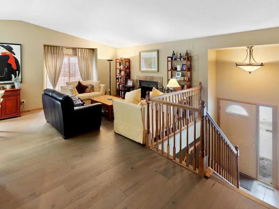 5601 Bimini Drive, Minnetonka, MN 55343 - Image #2