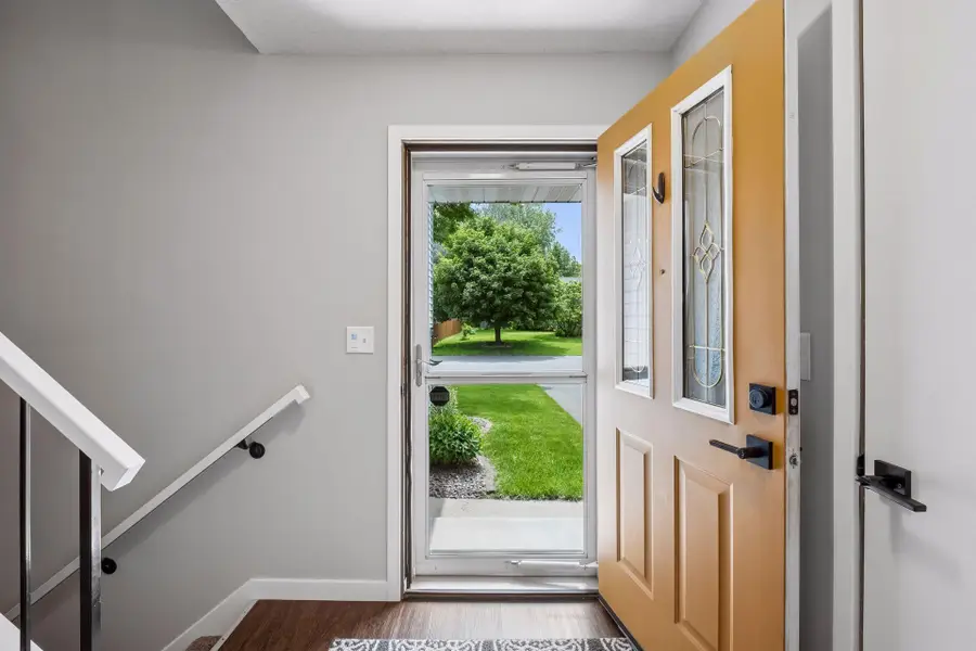 5533 Golfview Lane N, Oakdale, MN 55128 - #3